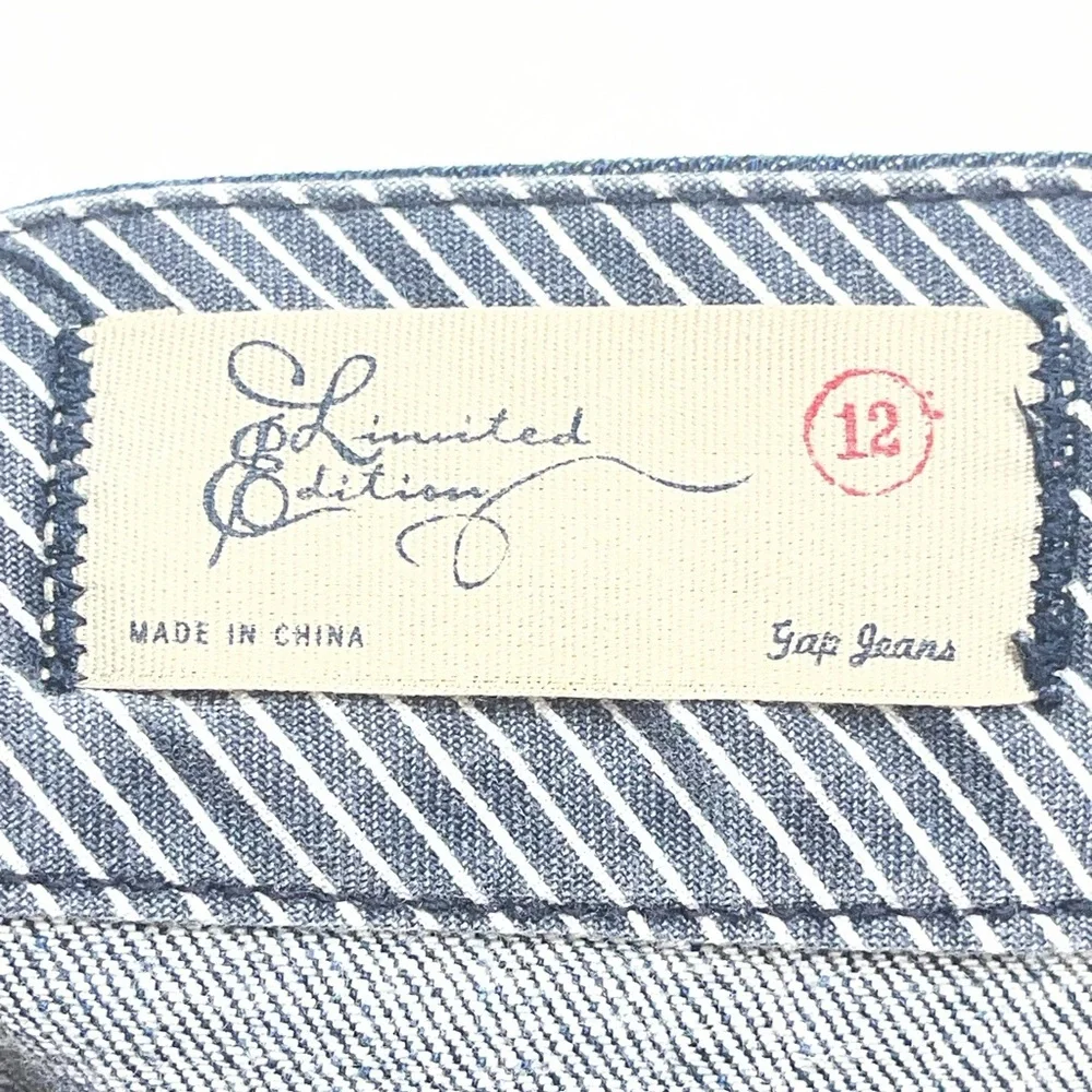 GAP‎ Blue Denim Mini Skirt with Subtle Fade
